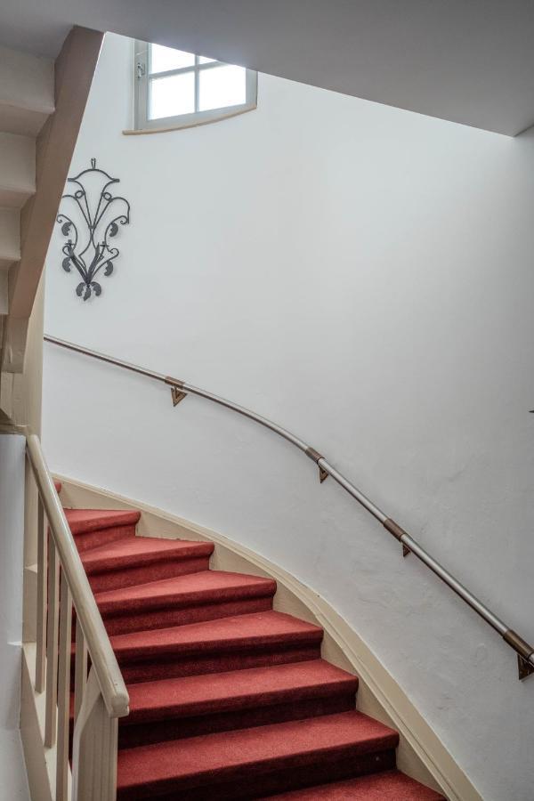 Eventlocation & Hotel Schloss Neuburg Obrigheim Екстер'єр фото