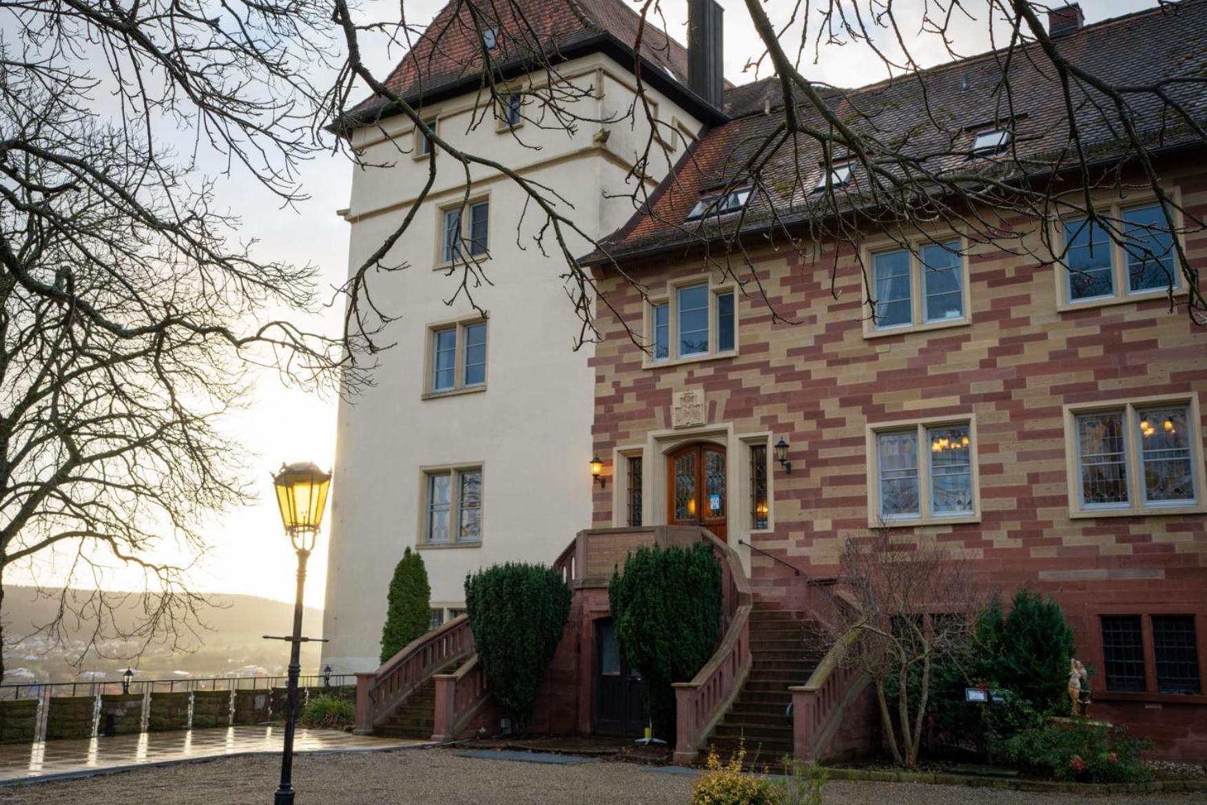 Eventlocation & Hotel Schloss Neuburg Obrigheim Екстер'єр фото